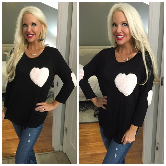 Tops - ❤️LAST 1! Adorable Fuzzy Heart Tunic!